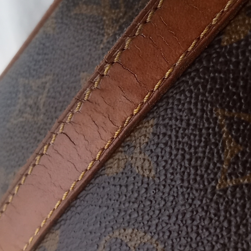 ✨ Authentic ✨Louis Vuitton - Picture 12 of 12
